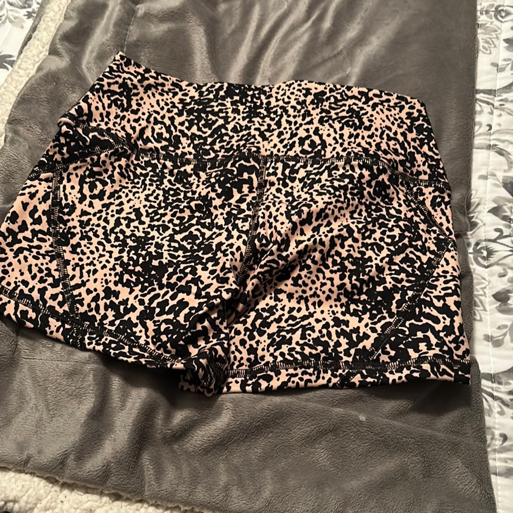 Fleo high waisted shorts